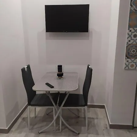 بيت للعطل Goccia Del Mare *